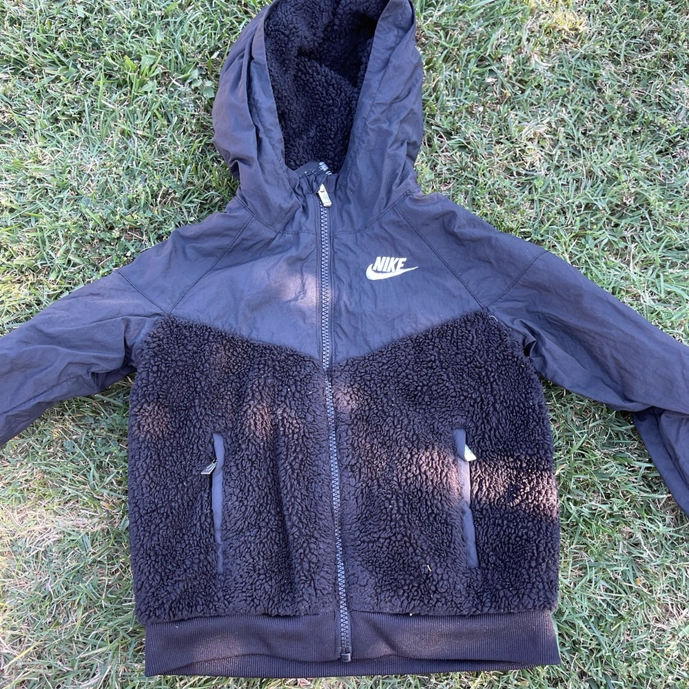 Black fleece jacket